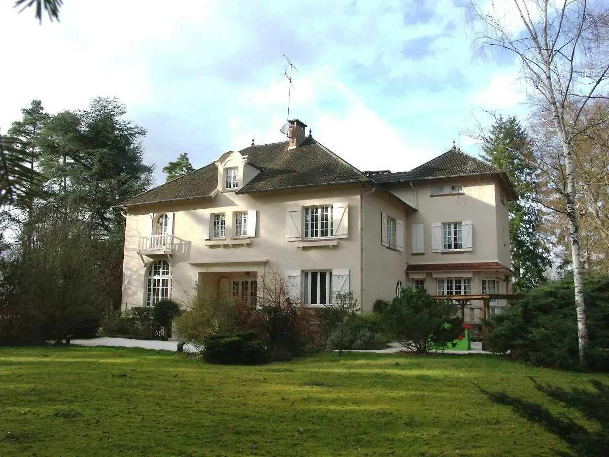 Domaine De Bramefaon Bed & Breakfast 3*